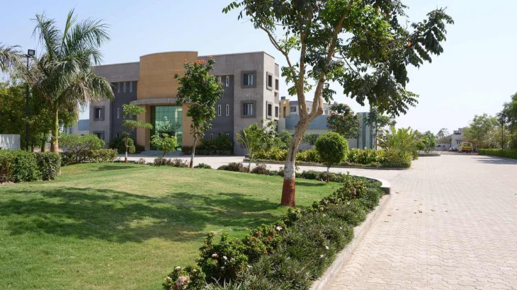 Global Ayurved College
